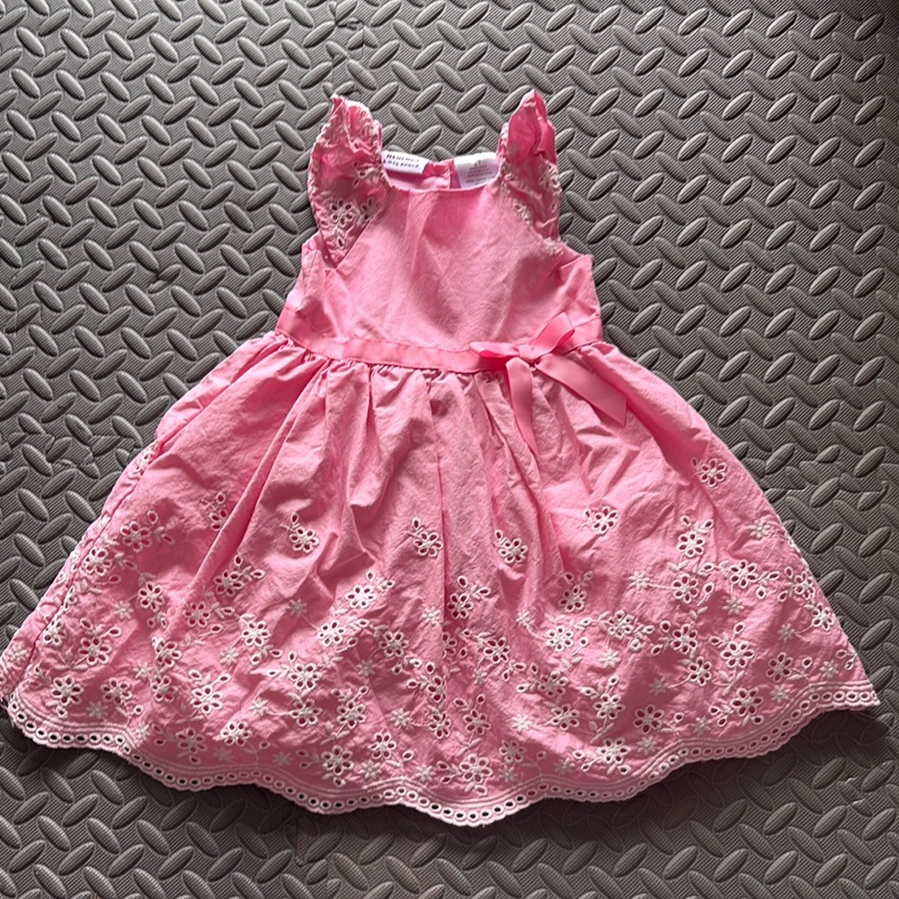 Pink Sleeveless Dress with White Floral Embroidery